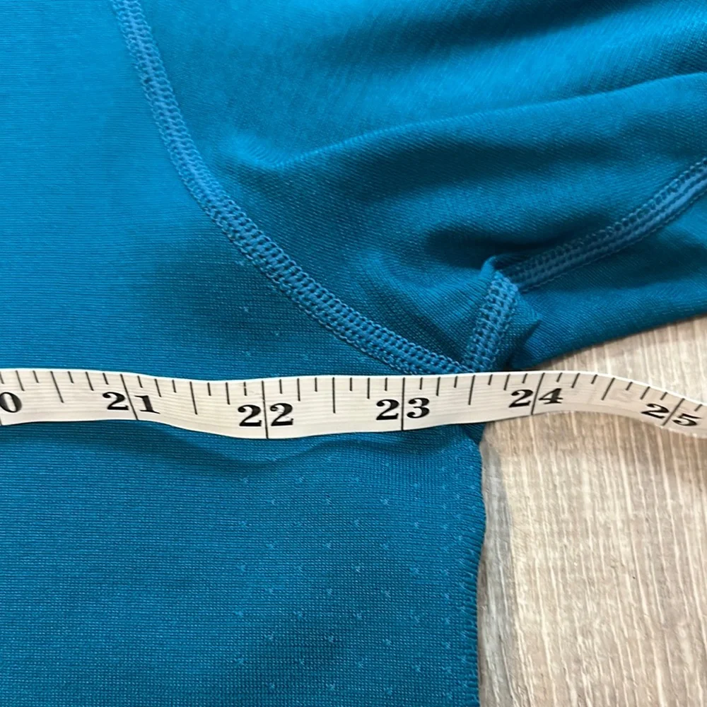 Lululemon Men's XXL Metal Vent Tech Short‎ Sleeve Performance Golf Polo Shirt